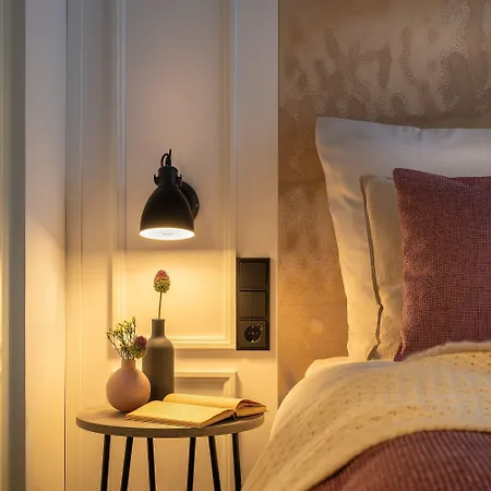 Hotel Garner - Wilmersdorf By Ihg 3*